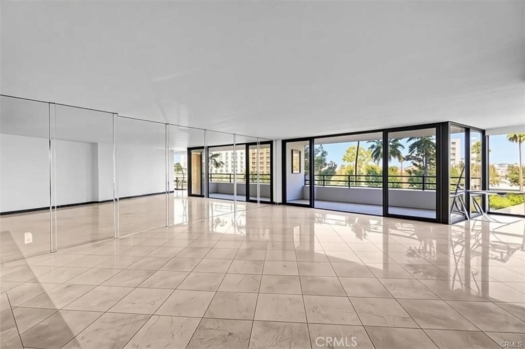 4337 Marina City Dr - Photo 3
