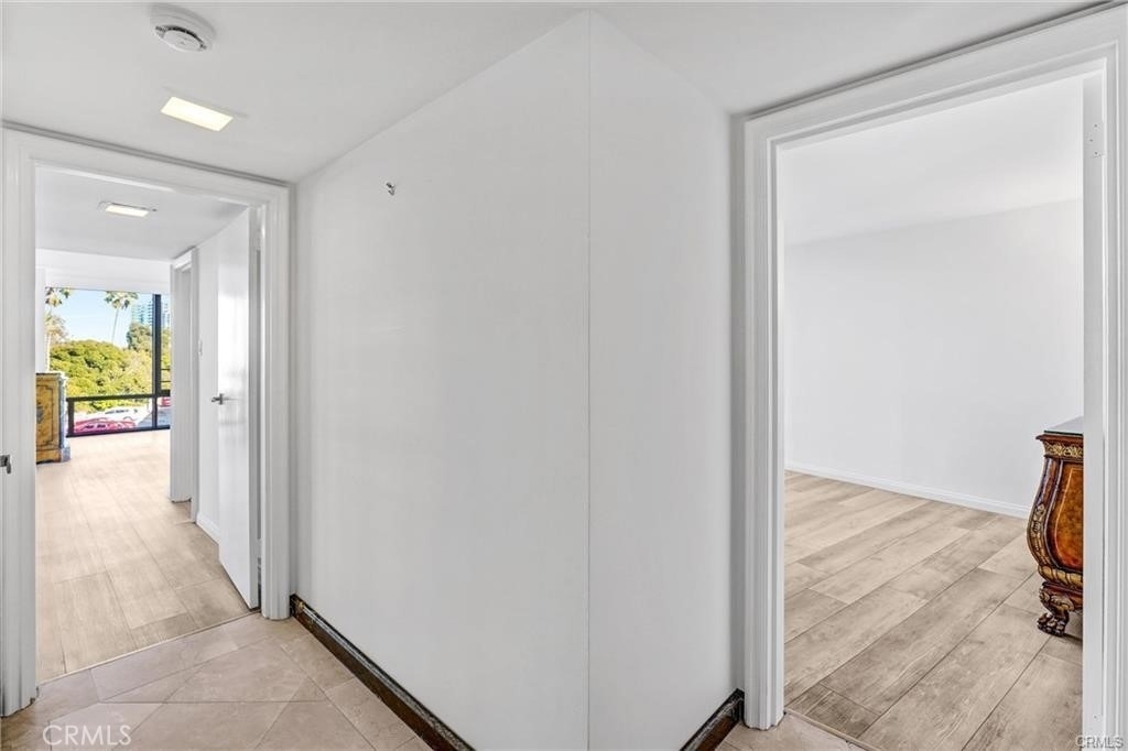 4337 Marina City Dr - Photo 14