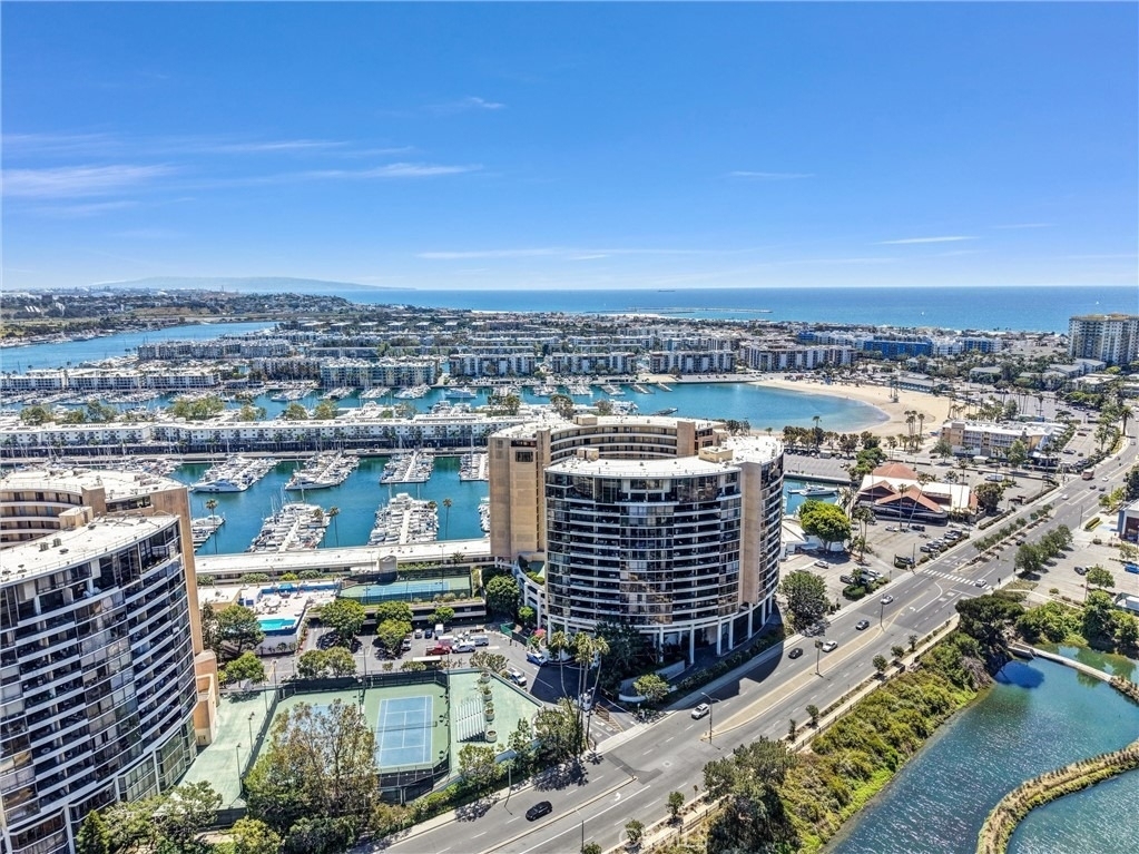 4337 Marina City Dr - Photo 39
