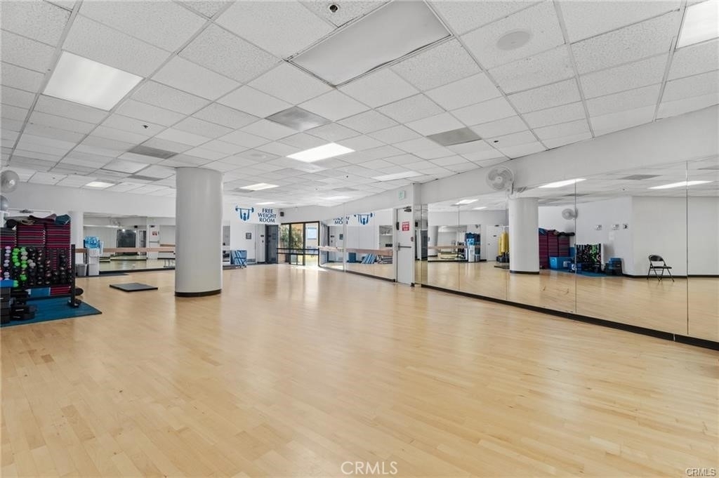 4337 Marina City Dr - Photo 48