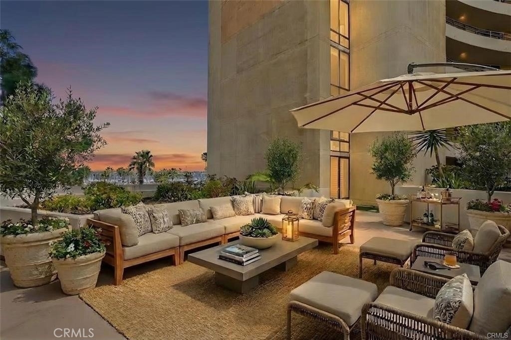 4337 Marina City Dr - Photo 30
