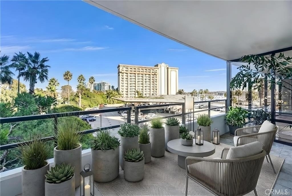 4337 Marina City Dr - Photo 6