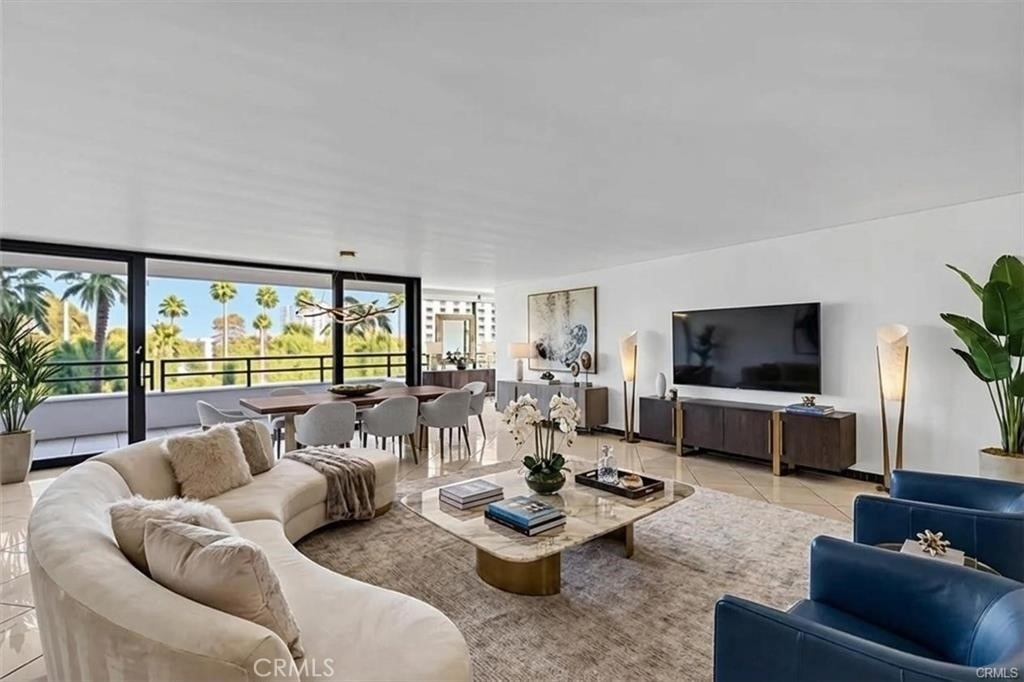 4337 Marina City Dr - Photo 2