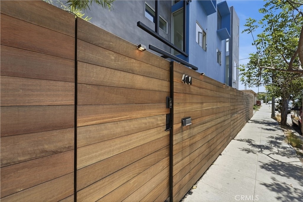 404 Grand Boulevard - Photo 3