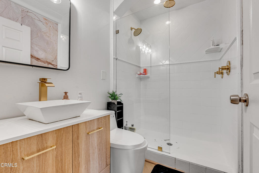 367 S Oak Avenue - Photo 16