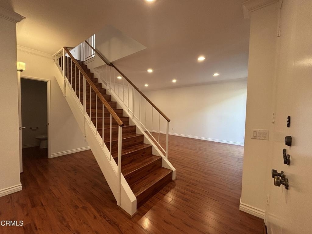 3200 Fairesta Street - Photo 2