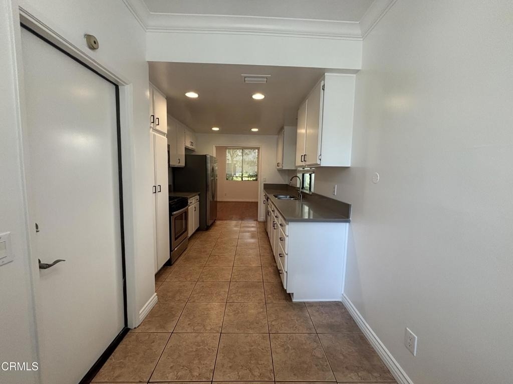 3200 Fairesta Street - Photo 4