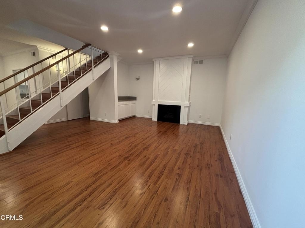 3200 Fairesta Street - Photo 1