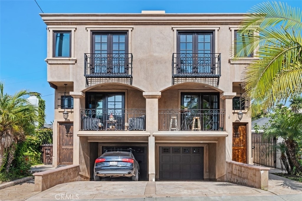 148 W Marquita - Photo 2