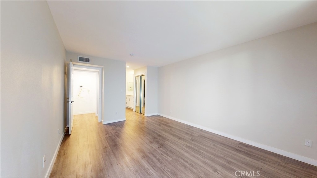 1247 Stoner Avenue - Photo 13