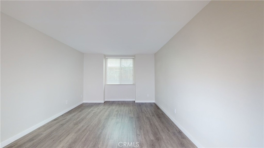 1247 Stoner Avenue - Photo 8