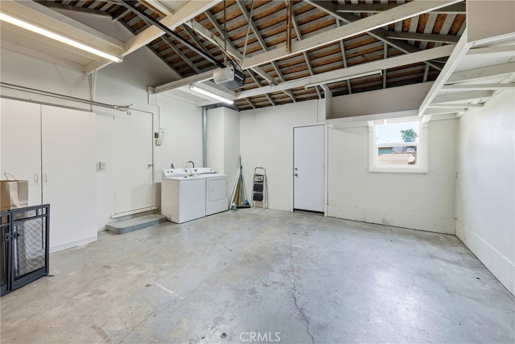 1415 E Walnut - Photo 18