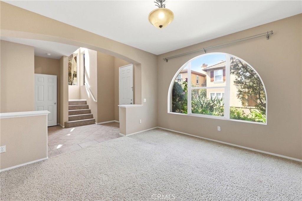 12 Atwater - Photo 2