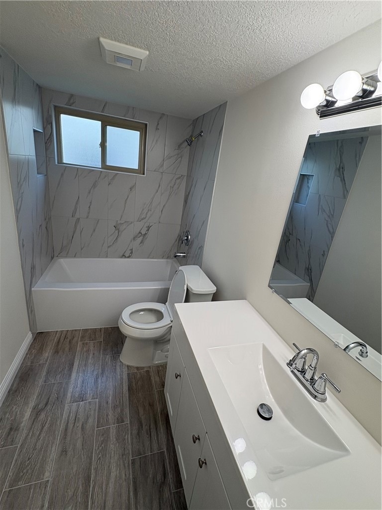 1330 W Lambert - Photo 3