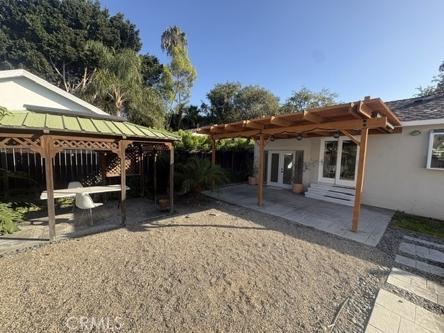 223 Lillian - Photo 4