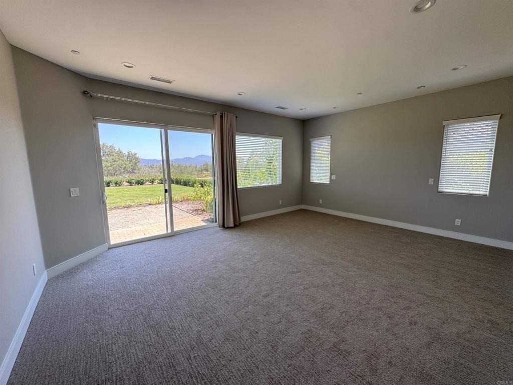 1011 Jimlojan - Photo 15