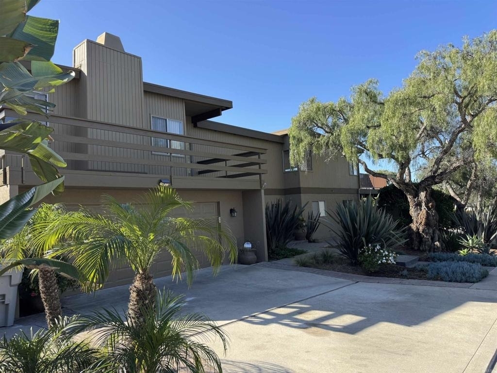 2511 El Amigo Rd - Photo 0