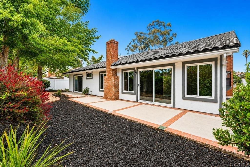 726 Santa Rufina Drive - Photo 5