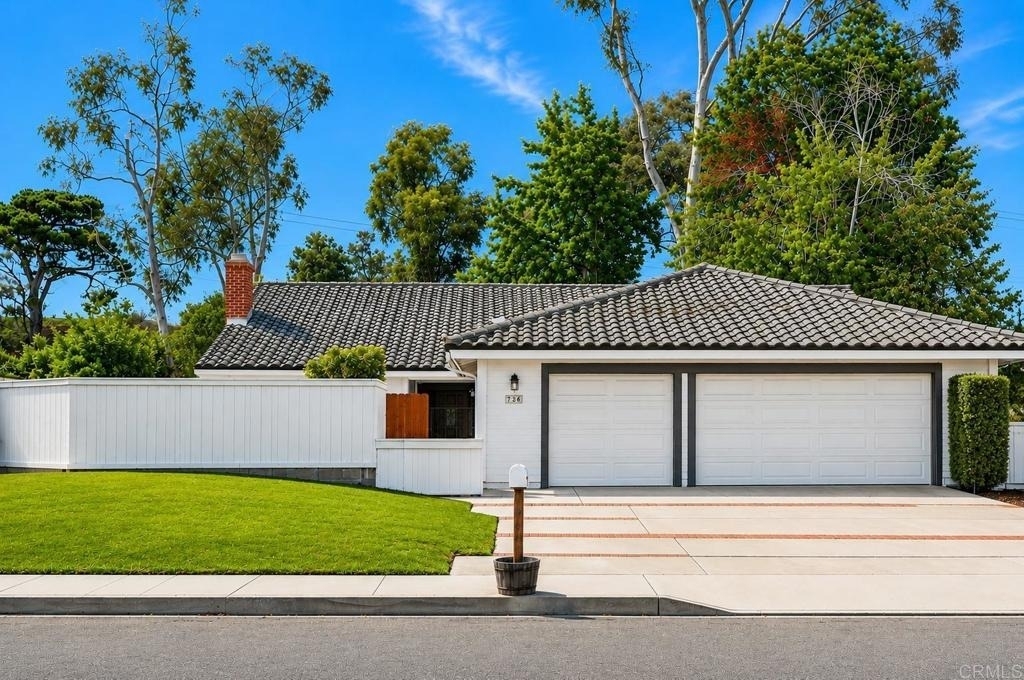726 Santa Rufina Drive - Photo 0