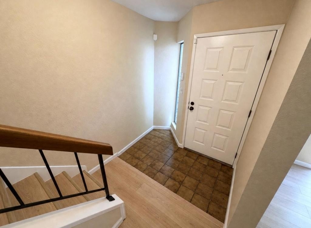 1662 Parkside Drive - Photo 1