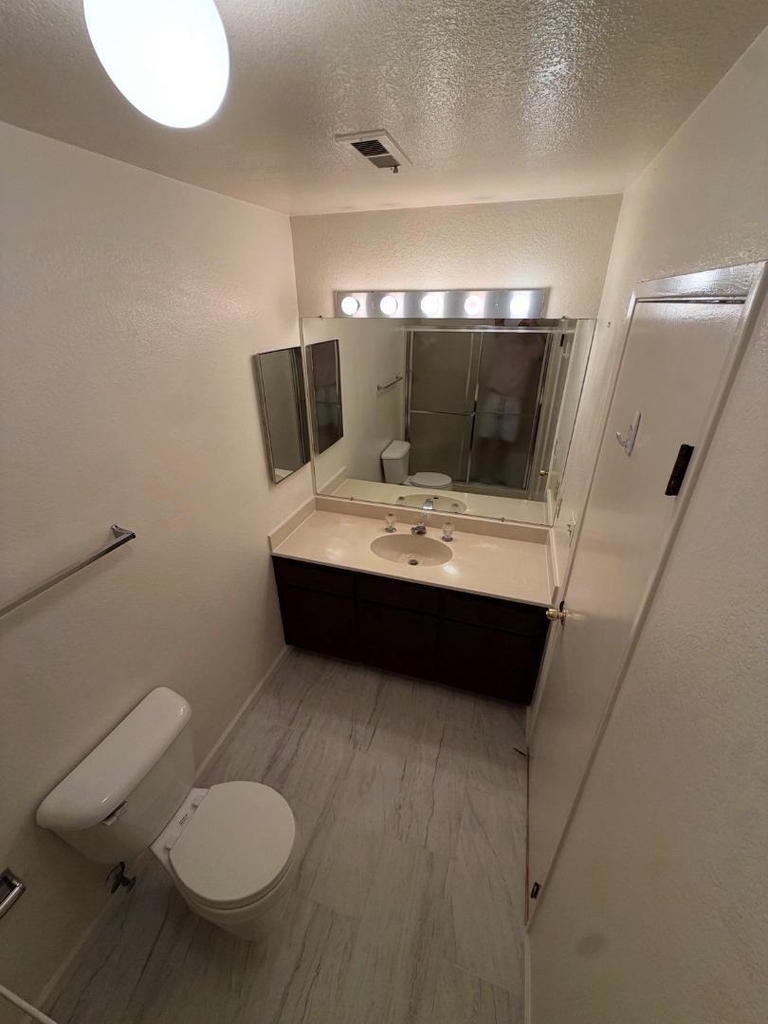 1662 Parkside Drive - Photo 21
