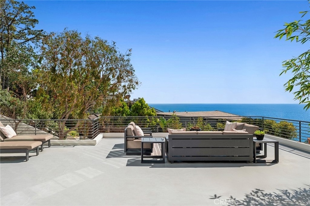 468 Ashton - Photo 2