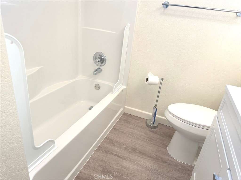 24450 University Avenue - Photo 21