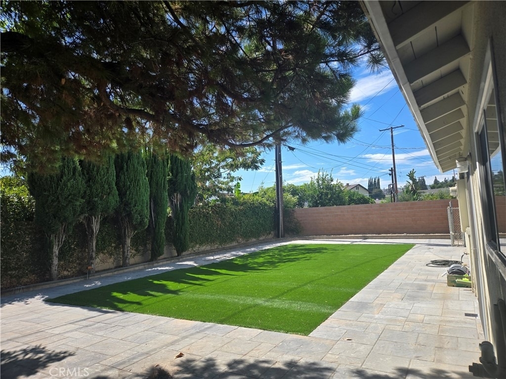335 Abogado Avenue - Photo 26