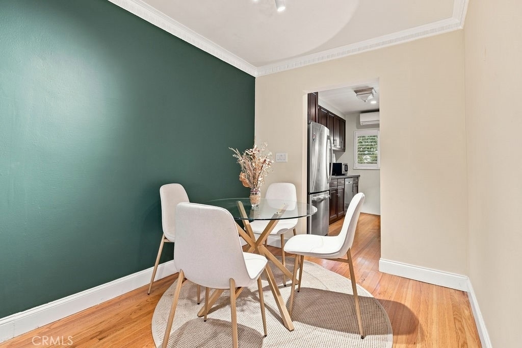 1615 N Laurel Avenue - Photo 8