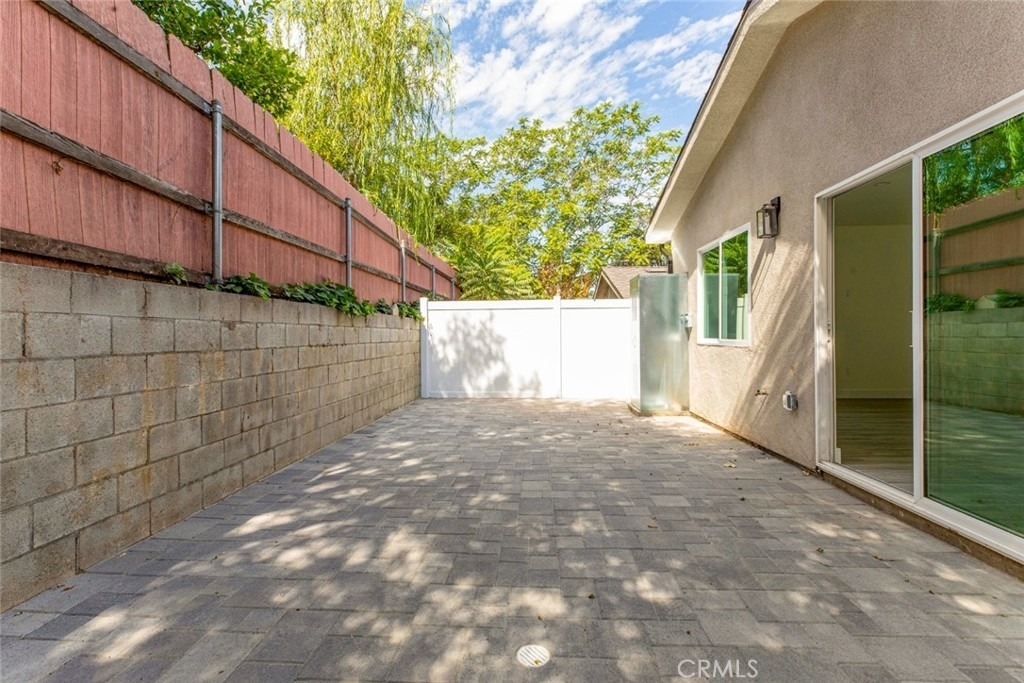 7856 Kyle St - Photo 14