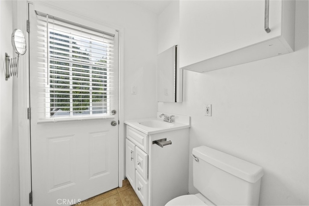 8440 Oakdale Avenue - Photo 20
