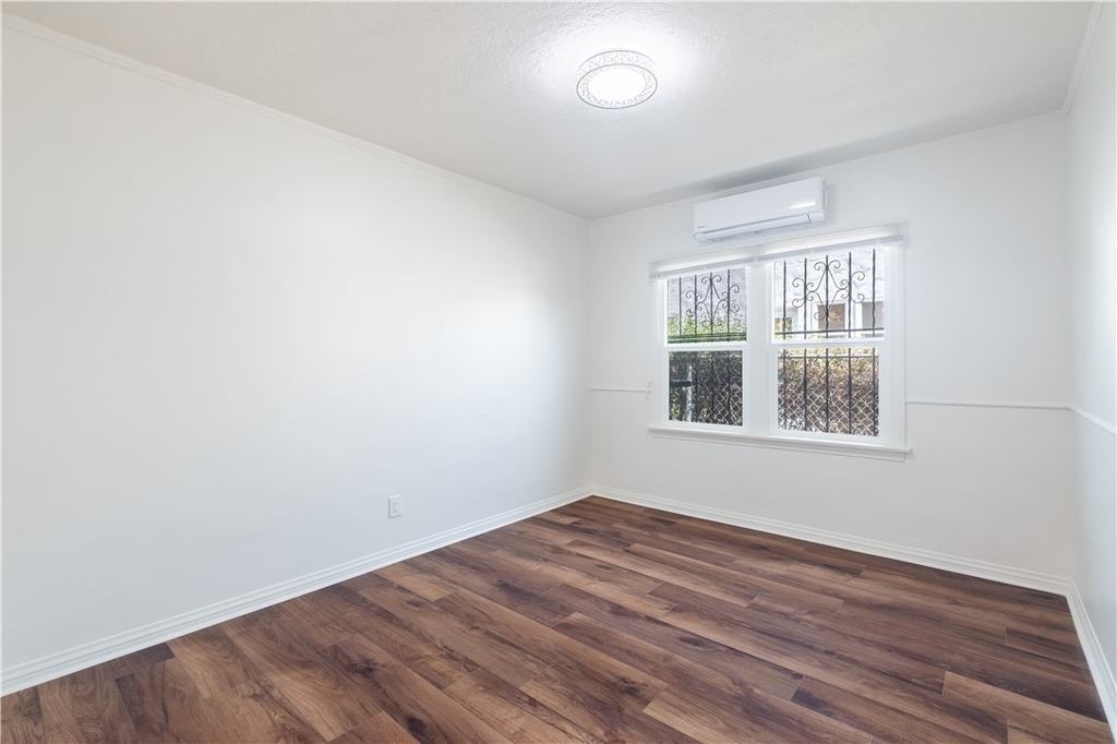 8930 S Hobart Blvd - Photo 25