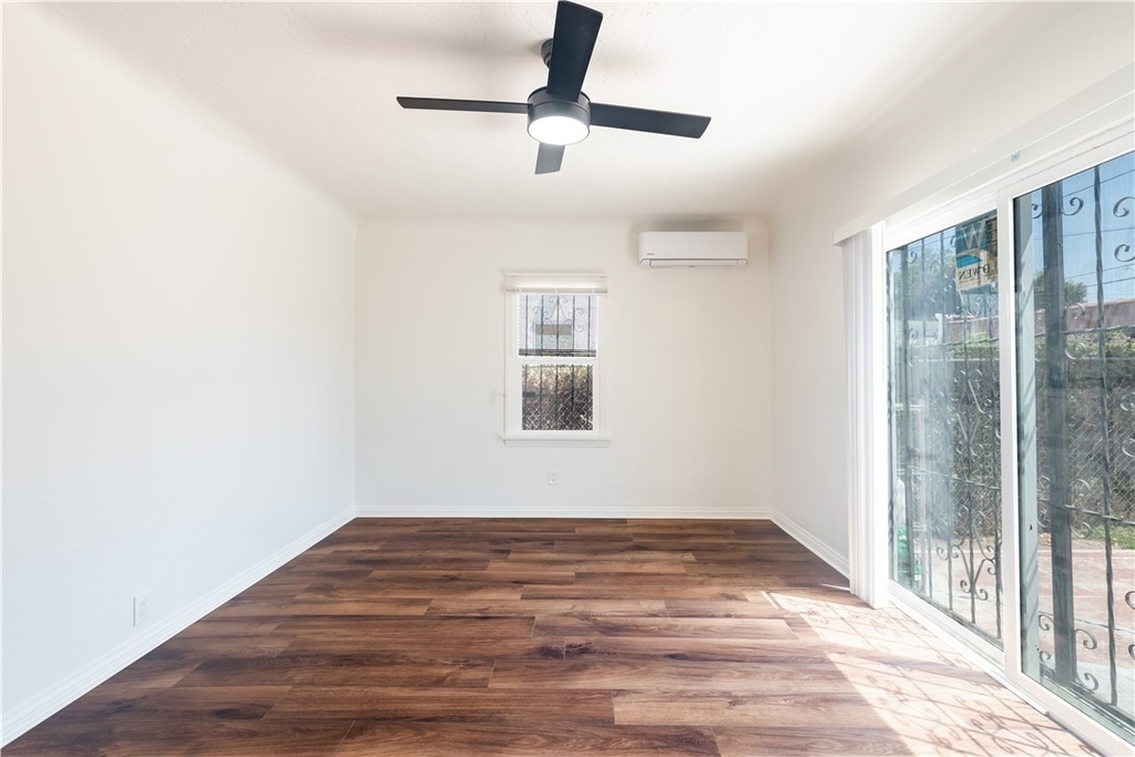 8930 S Hobart Blvd - Photo 18