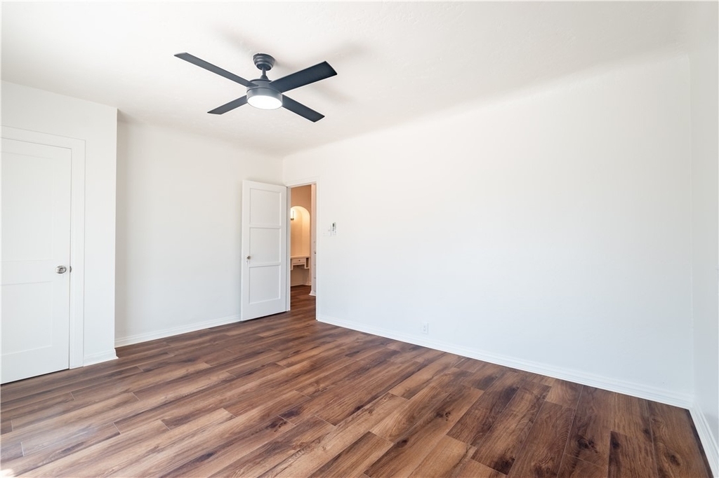 8930 S Hobart Blvd - Photo 24
