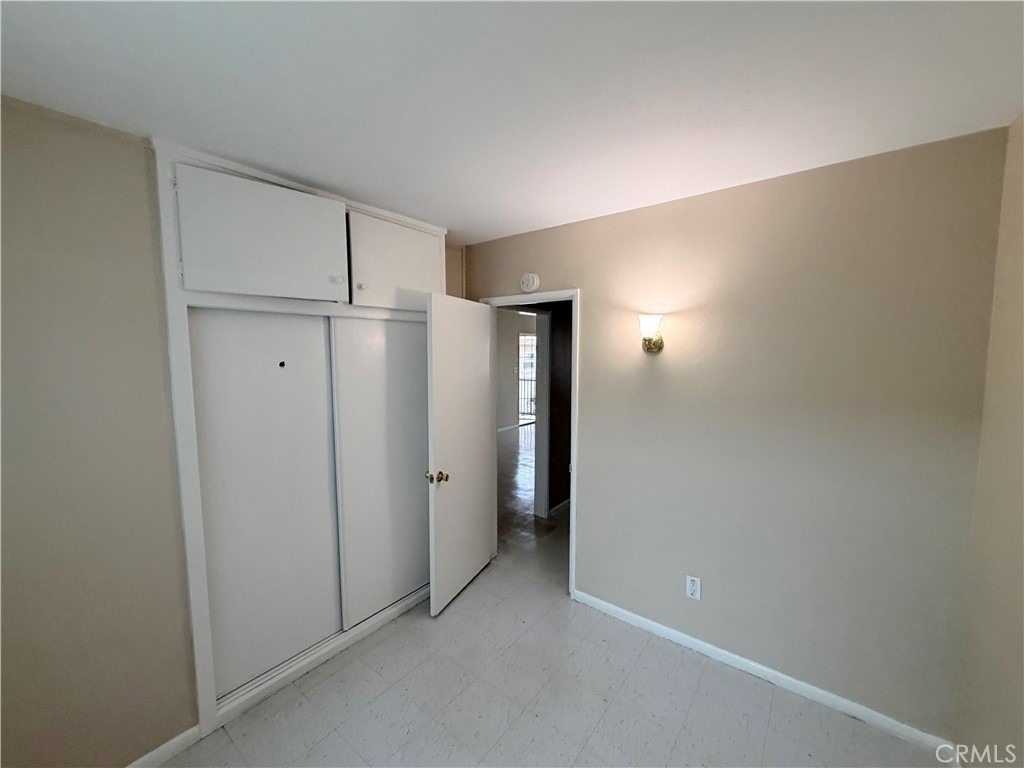 936 W Foothill Boulevard - Photo 4