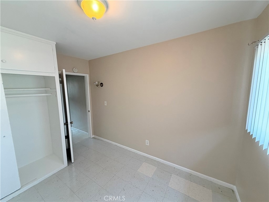 936 W Foothill Boulevard - Photo 3