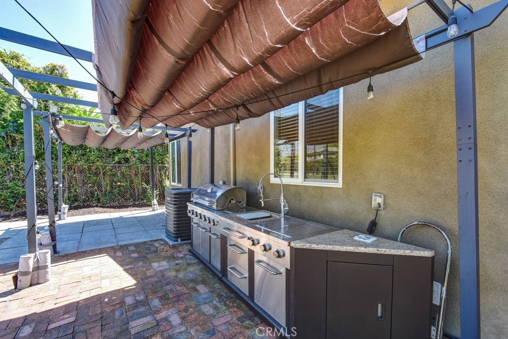 1018 La Presa Drive - Photo 1