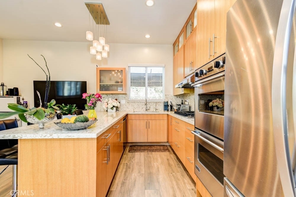 1018 La Presa Drive - Photo 4