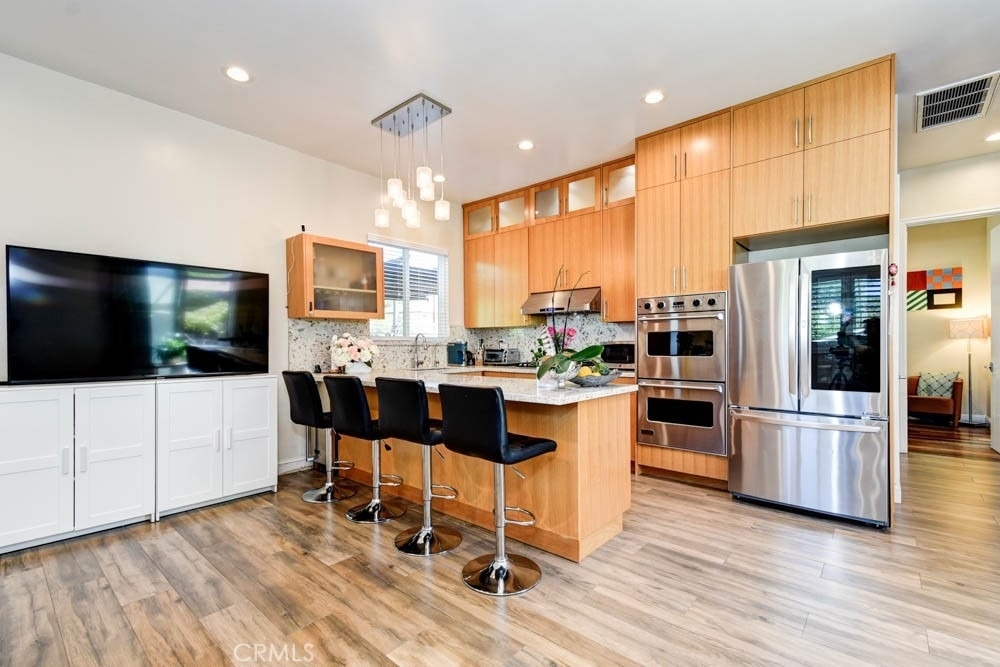 1018 La Presa Drive - Photo 3