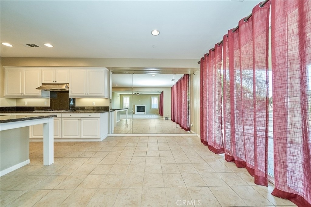 1324 N Macneil Drive - Photo 4