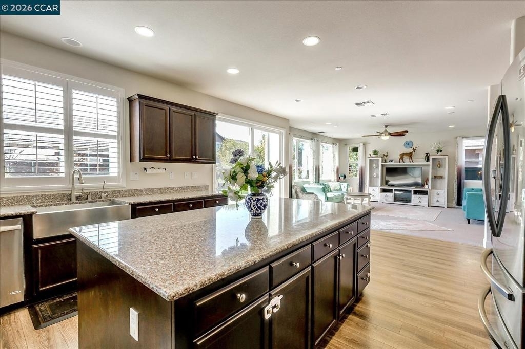 582 Mandevilla Dr - Photo 13