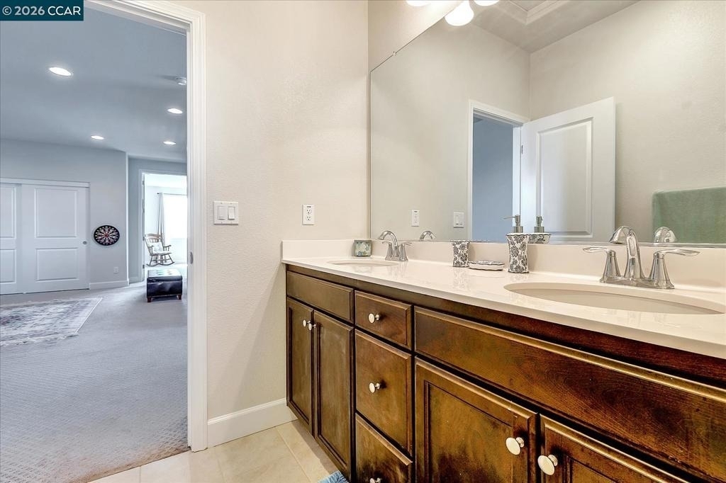 582 Mandevilla Dr - Photo 32