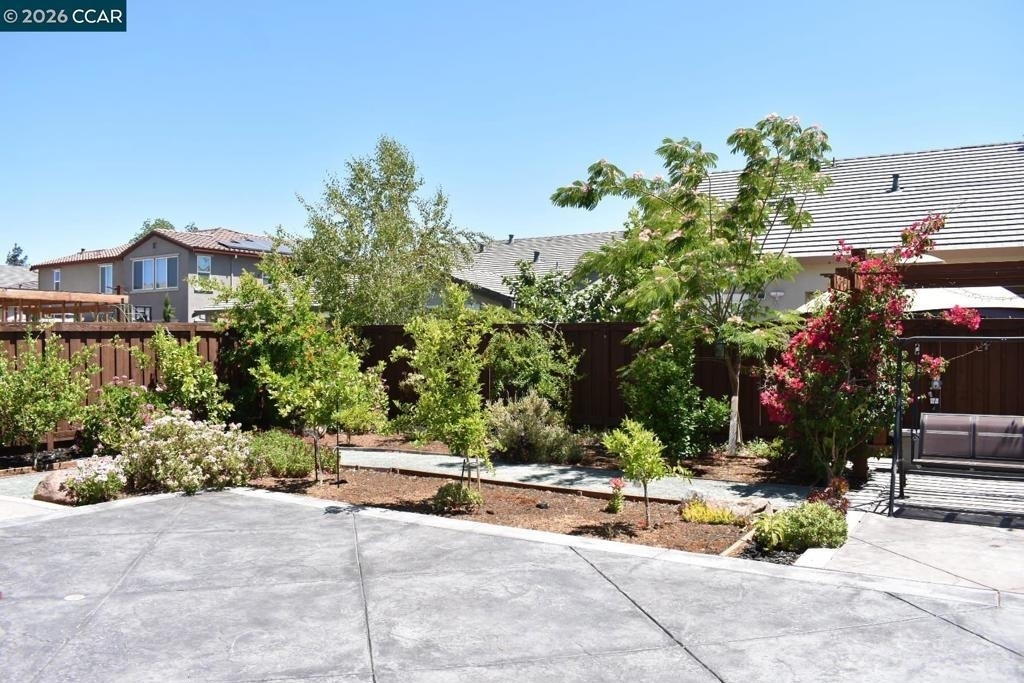 582 Mandevilla Dr - Photo 36