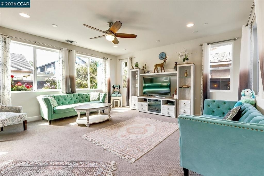 582 Mandevilla Dr - Photo 1