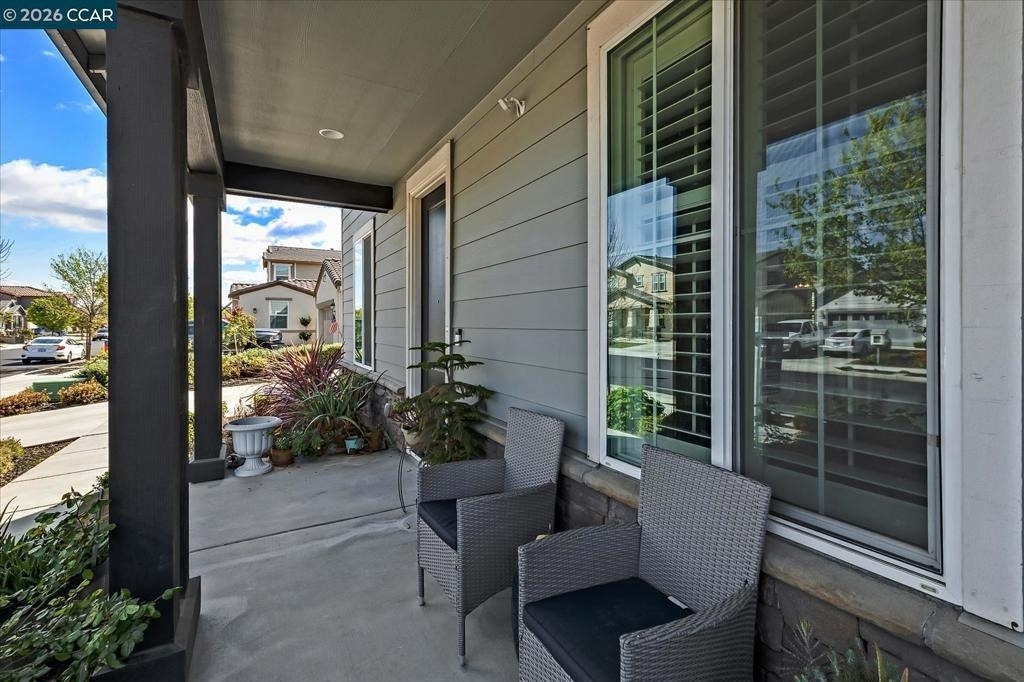 582 Mandevilla Dr - Photo 7