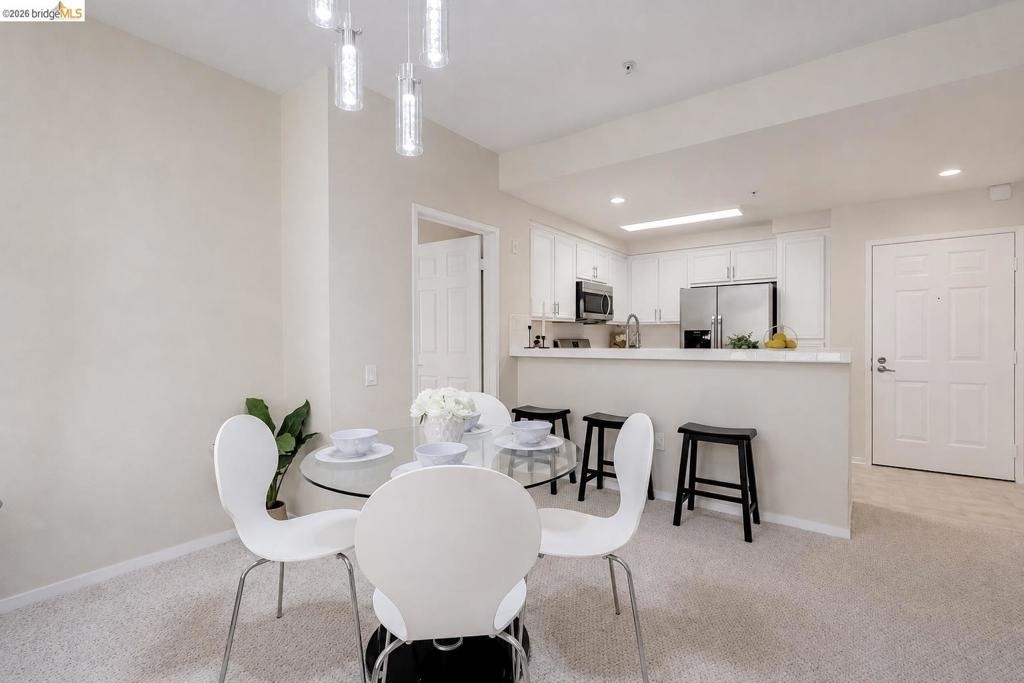 200 Caldecott Ln - Photo 9