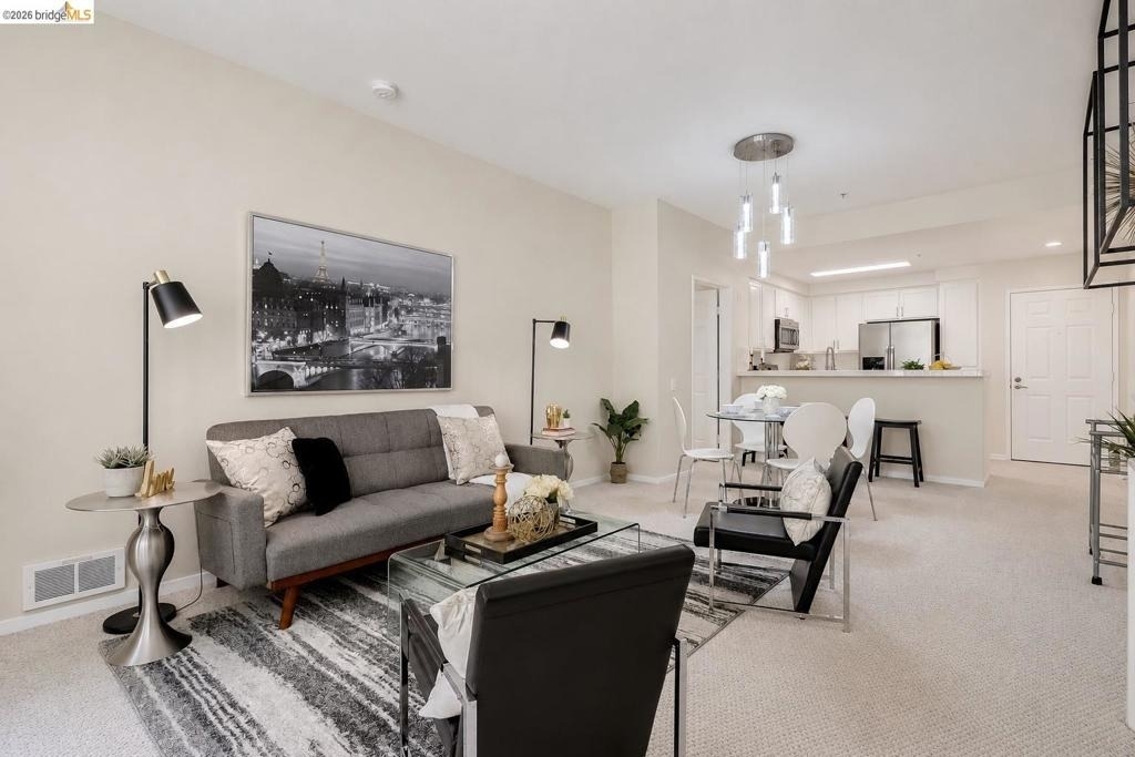 200 Caldecott Ln - Photo 16