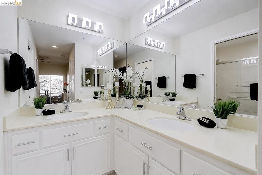 200 Caldecott Ln - Photo 24