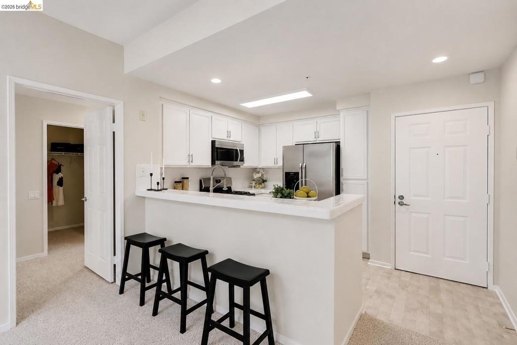 200 Caldecott Ln - Photo 8