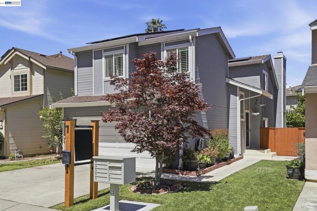 4773 Ridgewood Dr - Photo 2